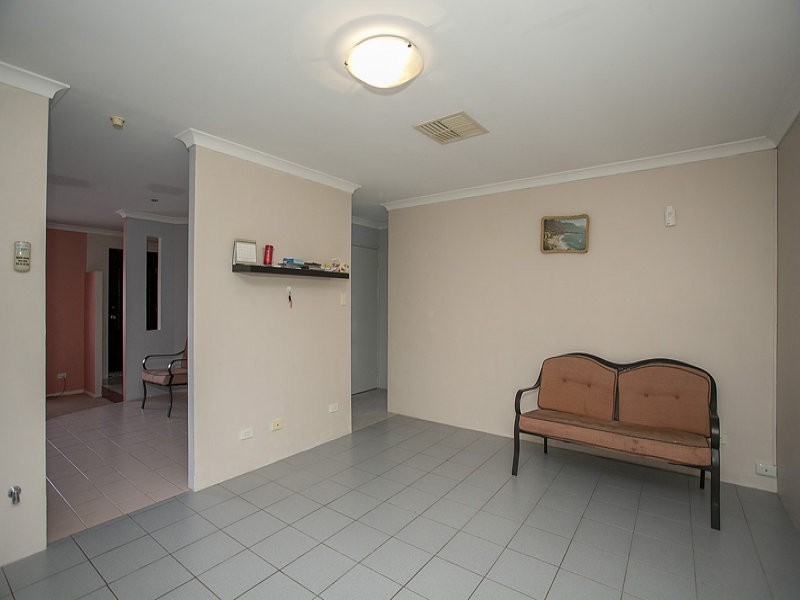 10 Sandalwood Close, Beechboro WA 6063