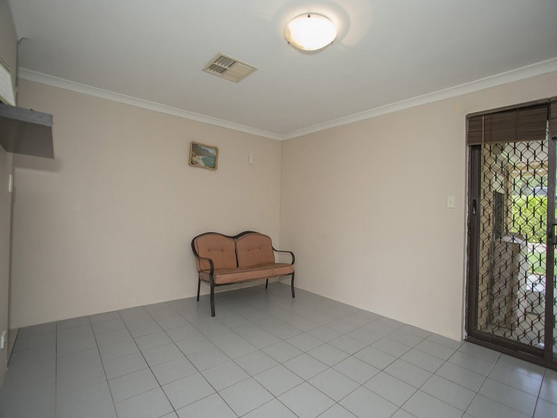 10 Sandalwood Close, Beechboro WA 6063
