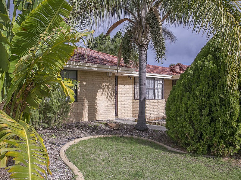 10 Sandalwood Close, Beechboro WA 6063