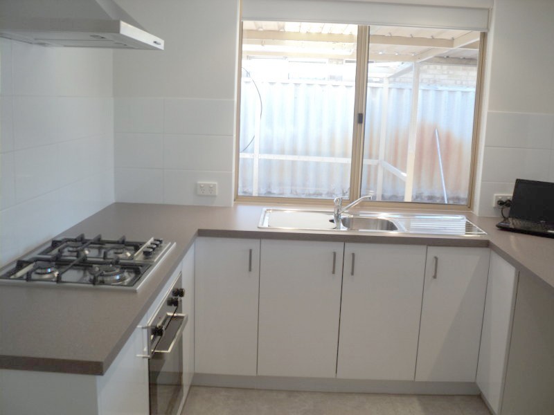 82 Bottlebrush Drive, Kiara WA 6054