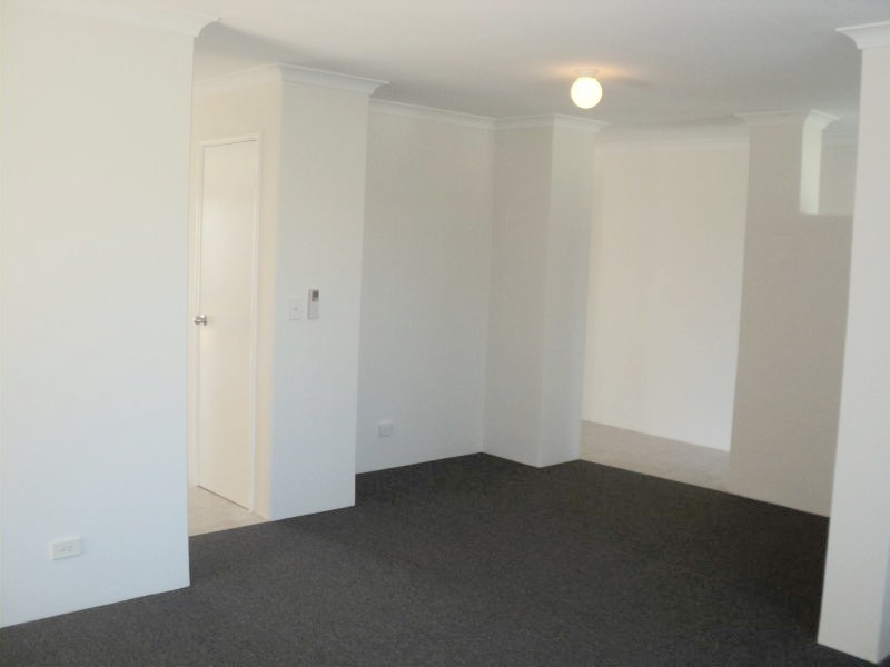 82 Bottlebrush Drive, Kiara WA 6054