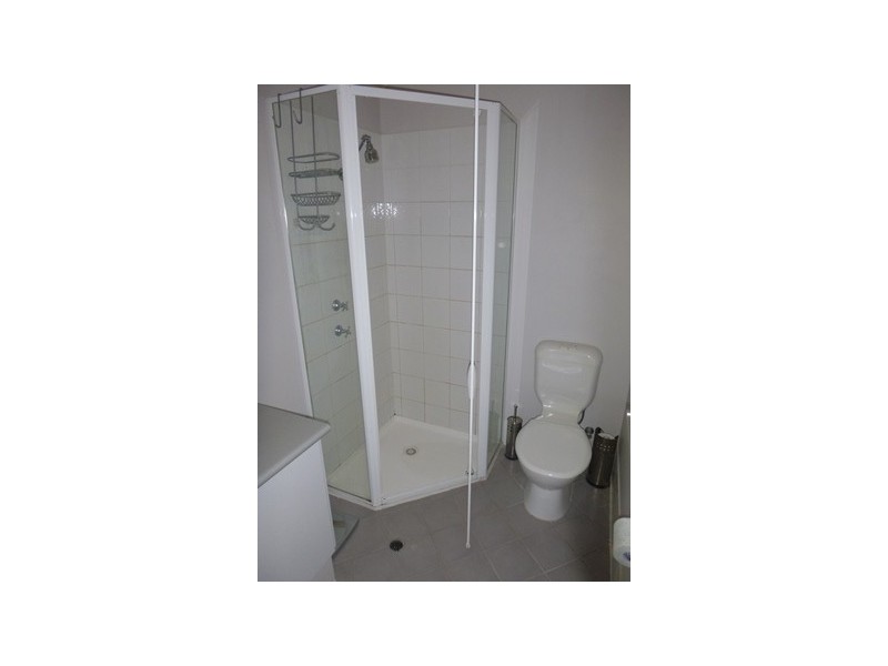 1/124 Fitzroy Road, Rivervale WA 6103