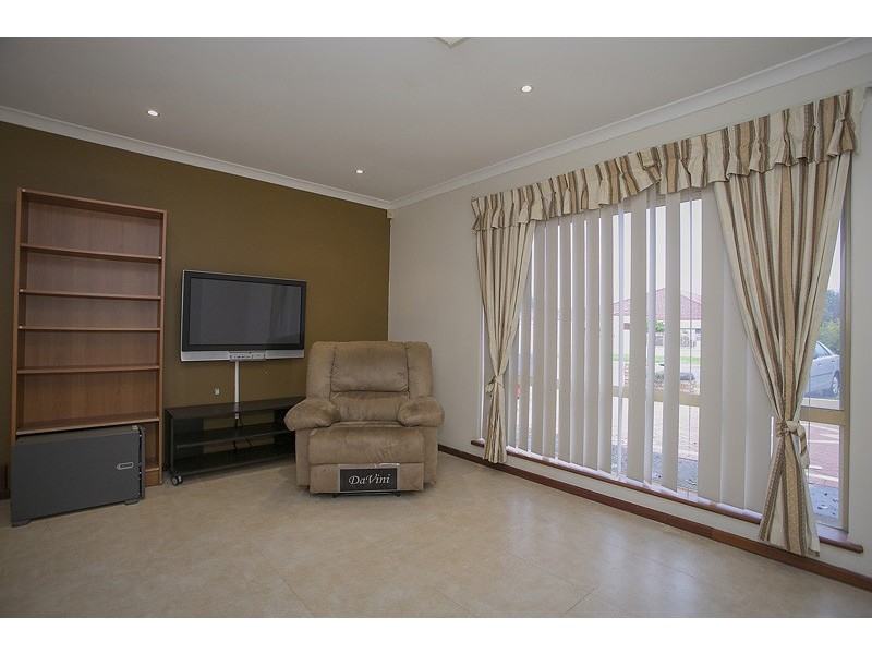 55 Wattle Drive, Beechboro WA 6063