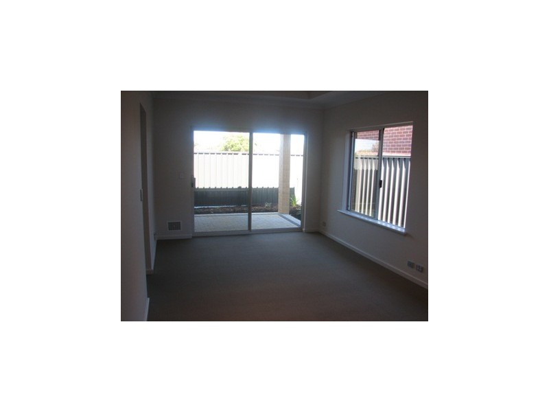 5/36 Dunlin Gardens, Beechboro WA 6063