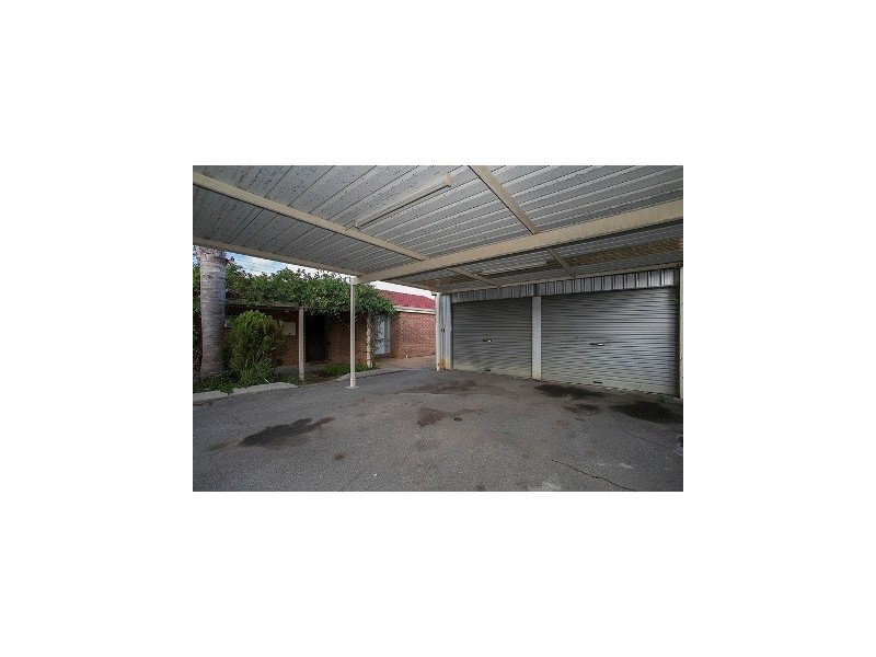 14 Chireton Place, Beechboro WA 6063