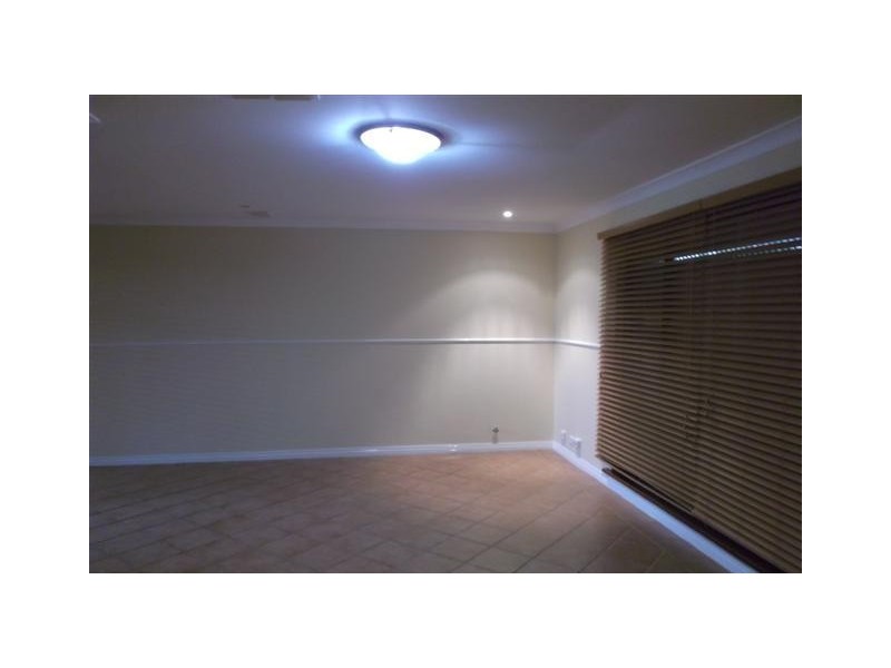 10 Beete Place, Beechboro WA 6063