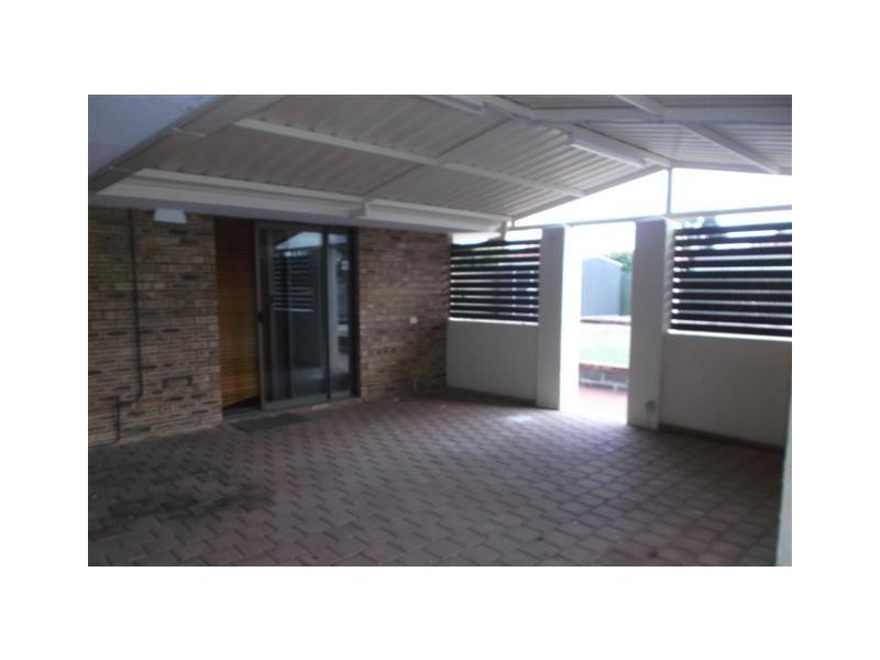 10 Beete Place, Beechboro WA 6063