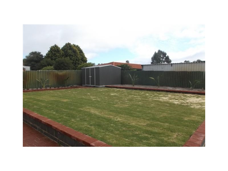 10 Beete Place, Beechboro WA 6063
