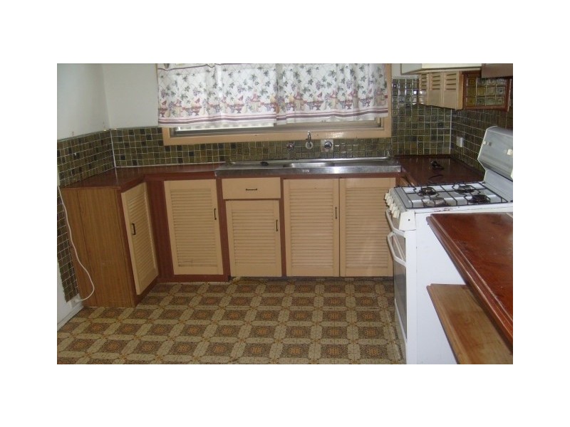 52 Brookman Avenue, Langford WA 6147