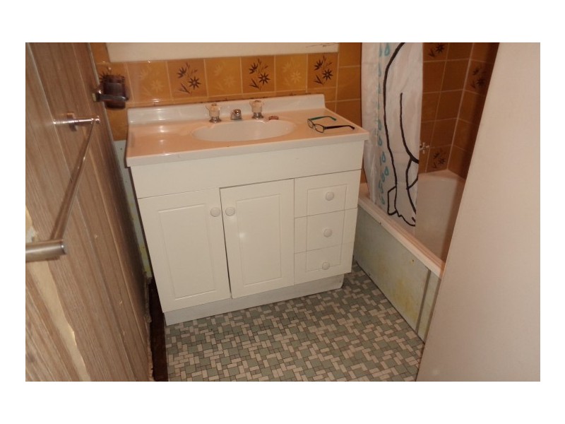 52 Brookman Avenue, Langford WA 6147