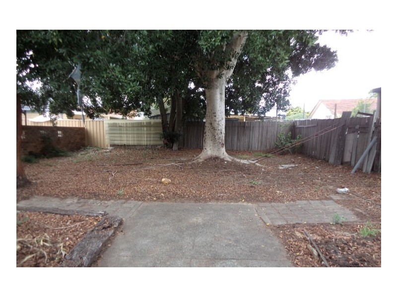 52 Brookman Avenue, Langford WA 6147