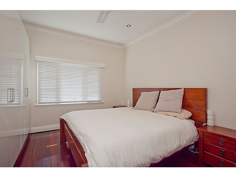 14 Raleigh, Bayswater WA 6053