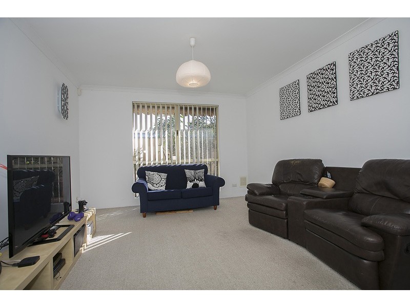 17 Bridges Rise, Kiara WA 6054