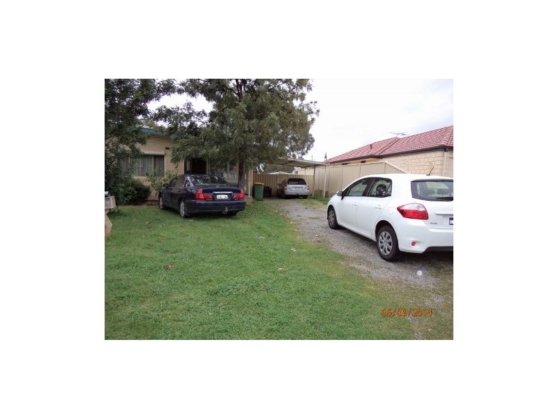 13 Cabarita Road, Armadale WA 6112