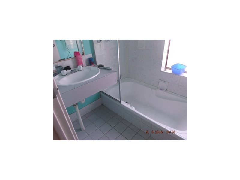9 Judges Gardens, Leda WA 6170