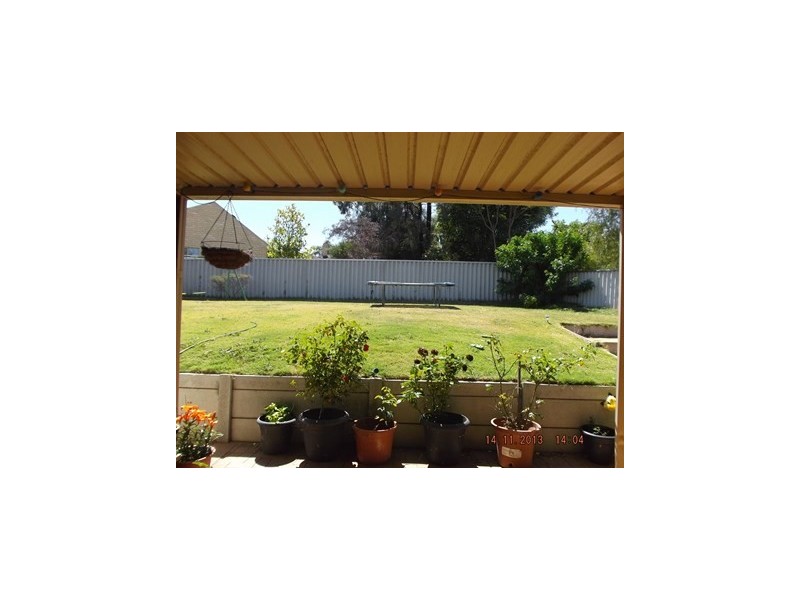 9 Judges Gardens, Leda WA 6170