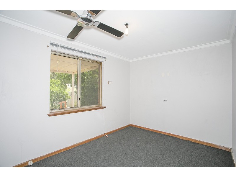 90 Dale Road, Armadale WA 6112