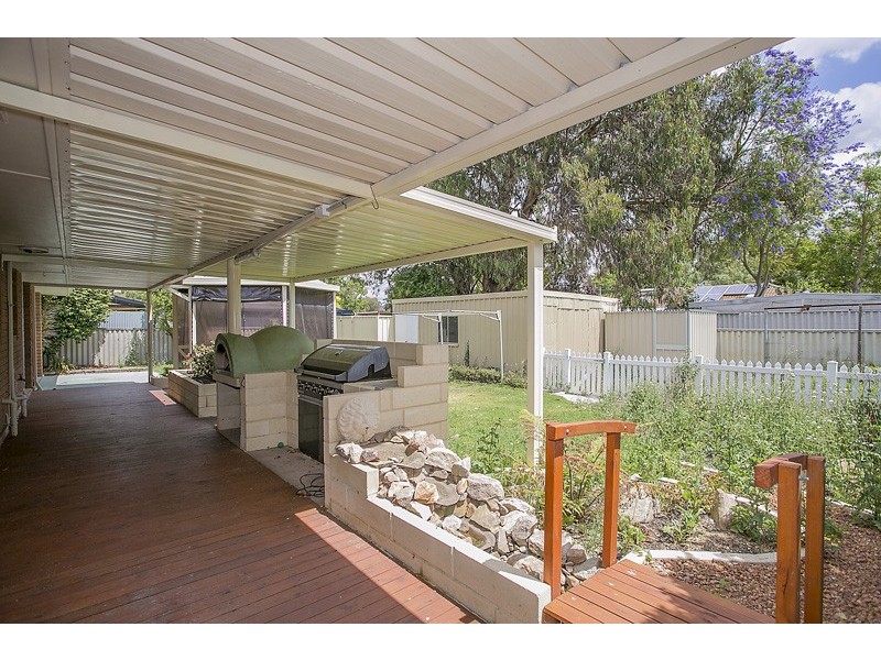 90 Dale Road, Armadale WA 6112