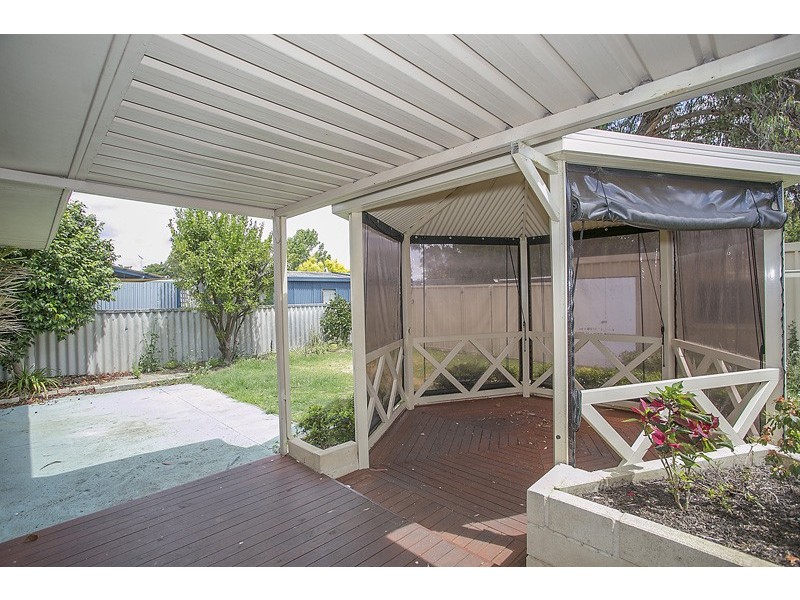 90 Dale Road, Armadale WA 6112