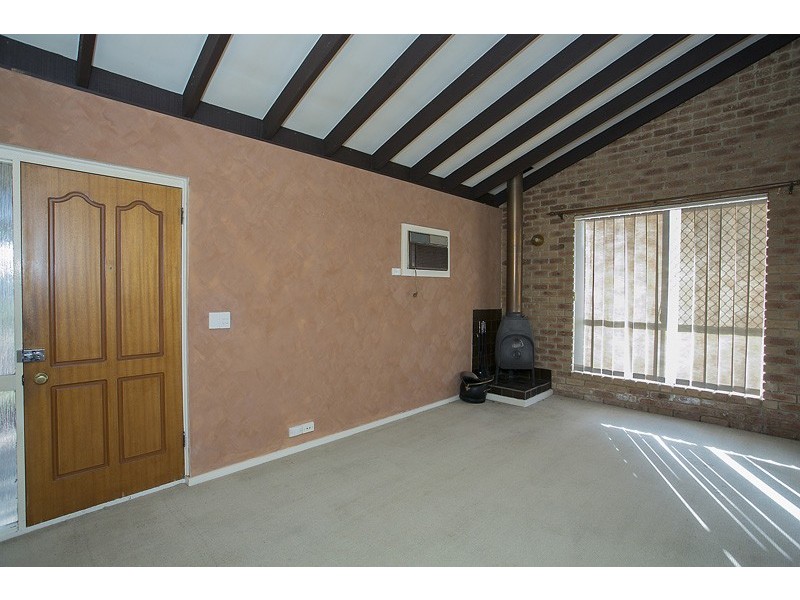 14 Chireton Place, Beechboro WA 6063