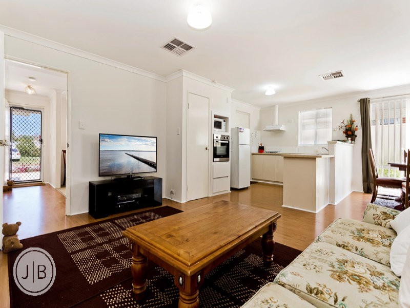 18 Portland Mews, Beechboro WA 6063