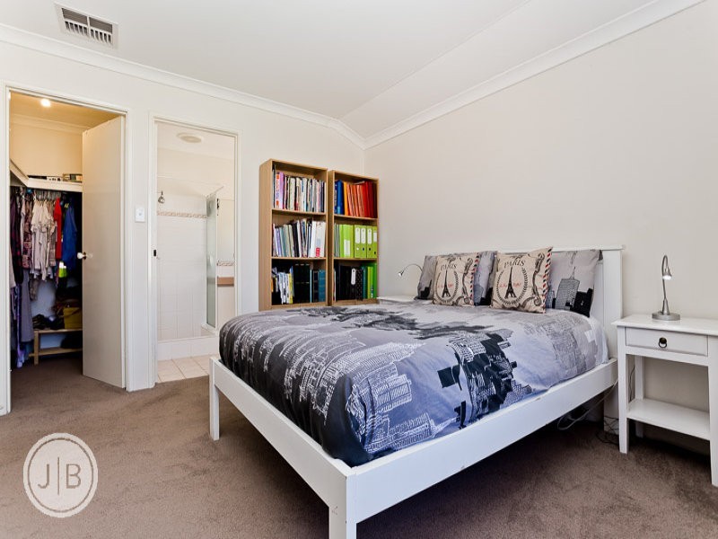 18 Portland Mews, Beechboro WA 6063