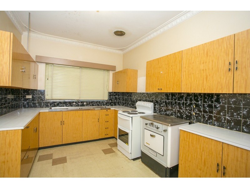13 Trelion Place, Rivervale WA 6103