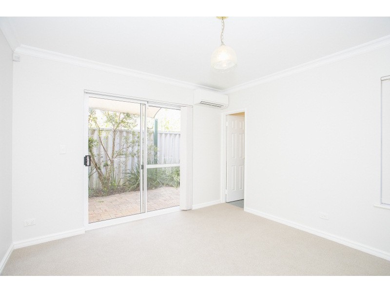 102D Sixth Avenue, Inglewood WA 6052