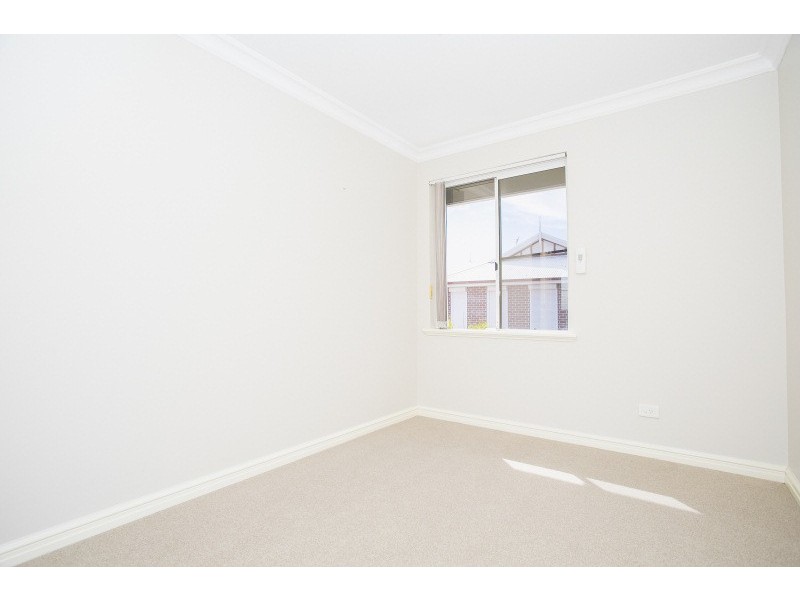 102D Sixth Avenue, Inglewood WA 6052