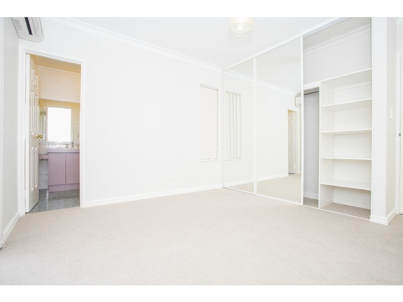 102D Sixth Avenue, Inglewood WA 6052