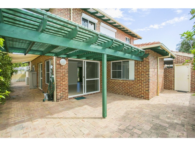 102D Sixth Avenue, Inglewood WA 6052