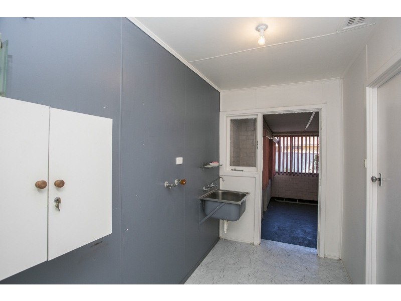 20 Neilson Avenue, Armadale WA 6112