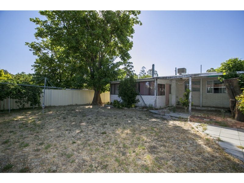 20 Neilson Avenue, Armadale WA 6112