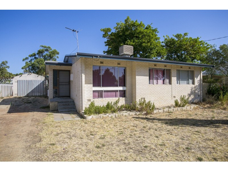 20 Neilson Avenue, Armadale WA 6112