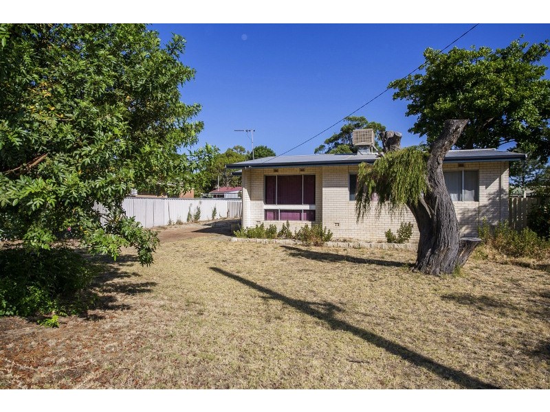 20 Neilson Avenue, Armadale WA 6112