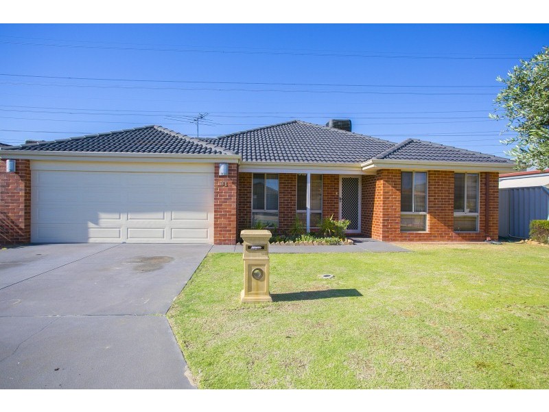 31 Turnstone Glade, Beechboro WA 6063