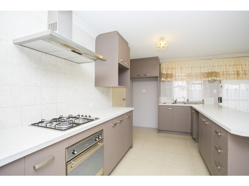 31 Turnstone Glade, Beechboro WA 6063