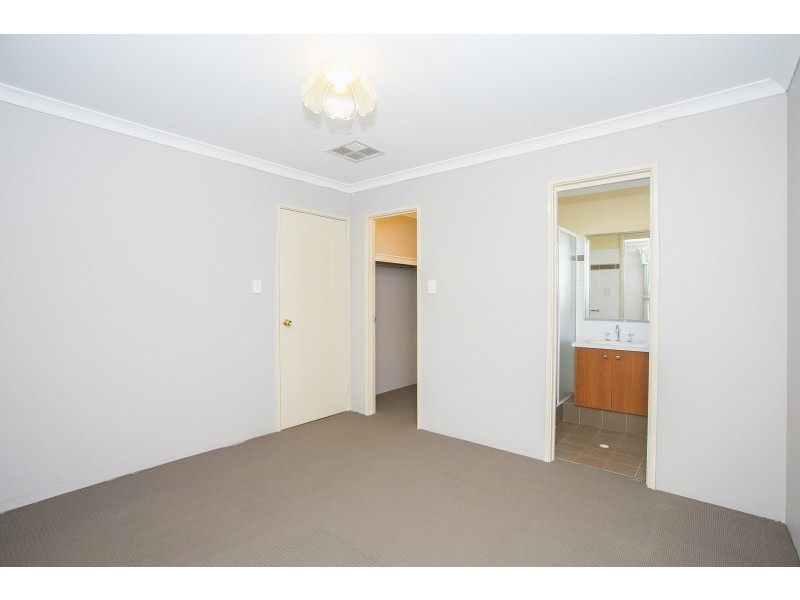 31 Turnstone Glade, Beechboro WA 6063