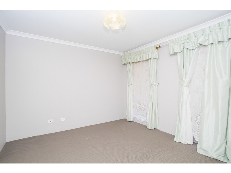 31 Turnstone Glade, Beechboro WA 6063