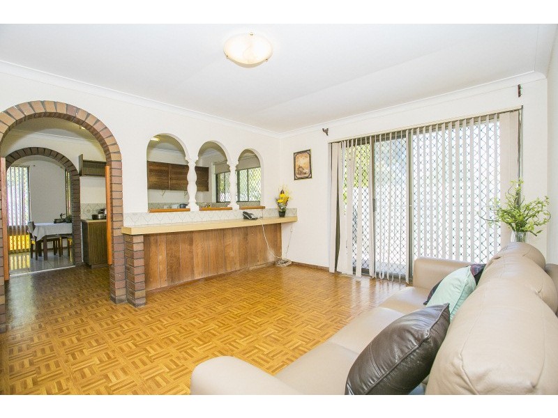 6 Camfield Place, Beechboro WA 6063