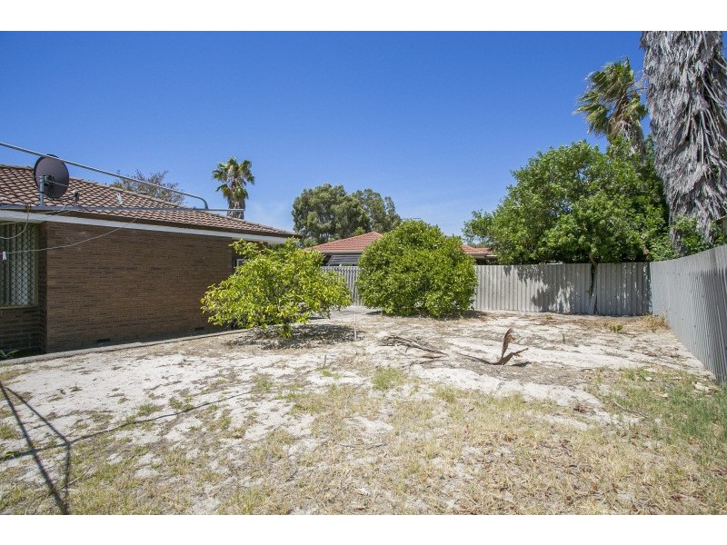 6 Camfield Place, Beechboro WA 6063