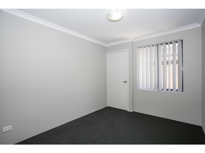 1/217 Patricia Street, Caversham WA 6055