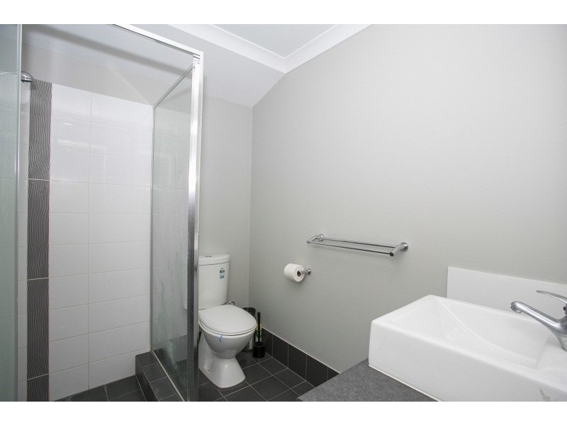 1/217 Patricia Street, Caversham WA 6055