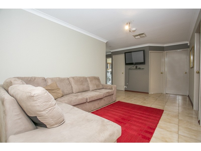 6 Pickett Street, Swan View WA 6056