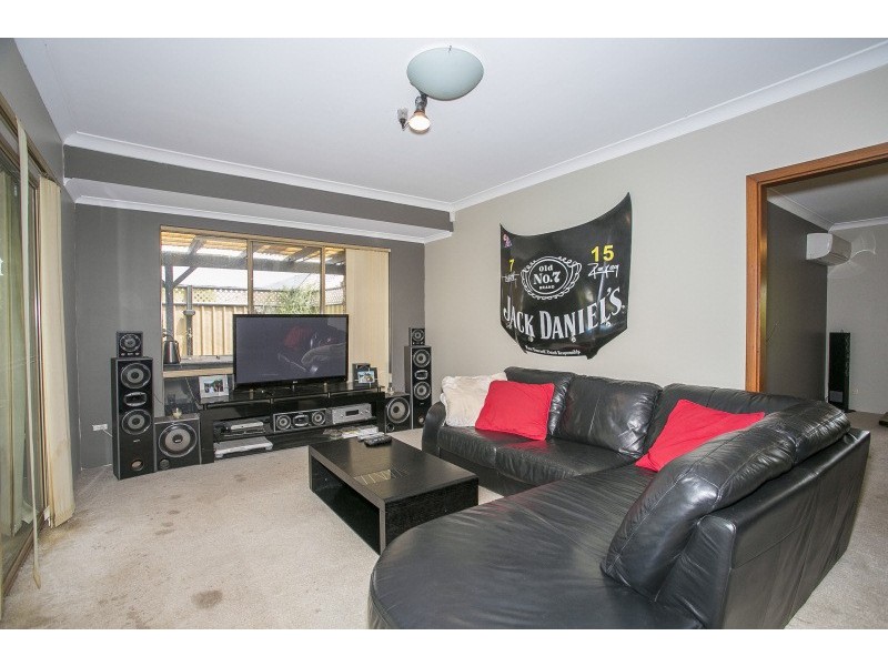 6 Pickett Street, Swan View WA 6056