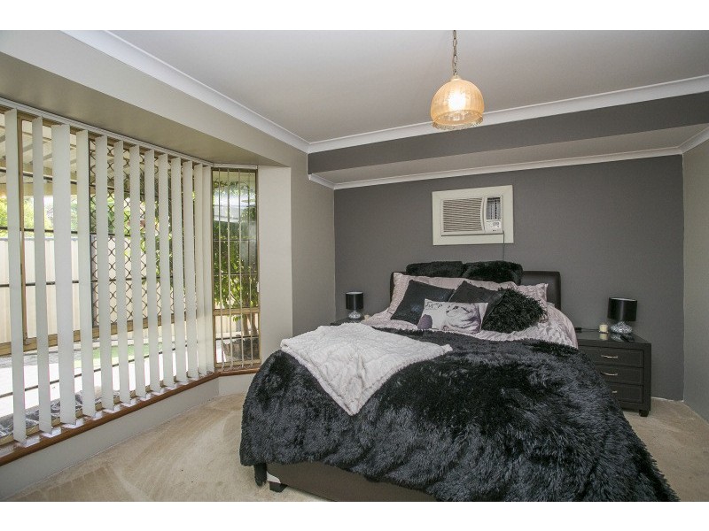 6 Pickett Street, Swan View WA 6056
