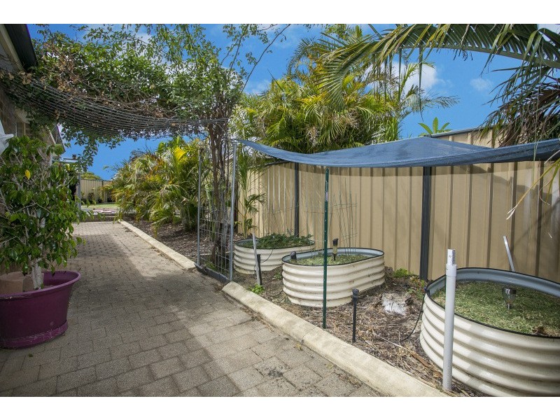 6 Pickett Street, Swan View WA 6056