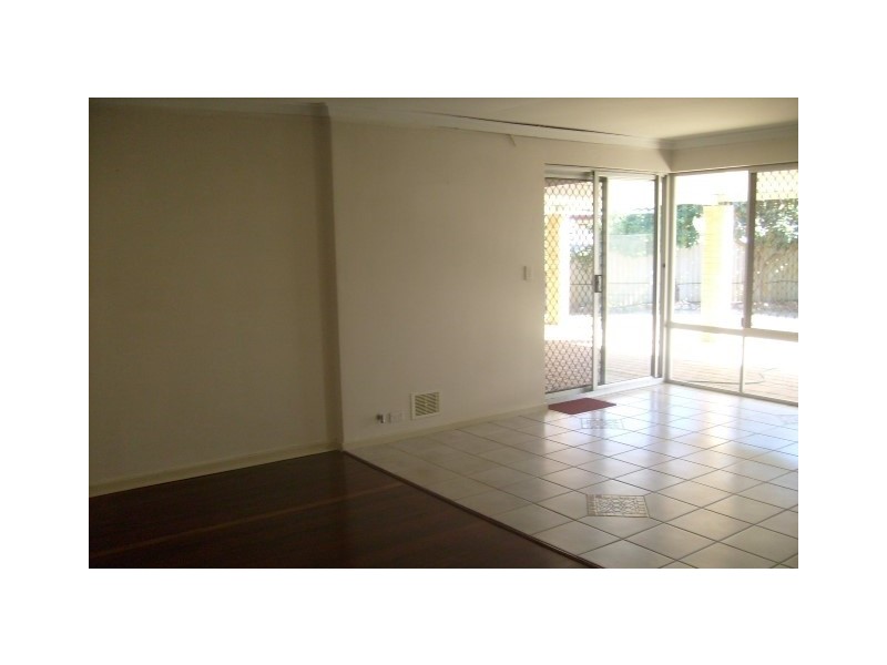 68 Lynwood Avenue, Lynwood WA 6147