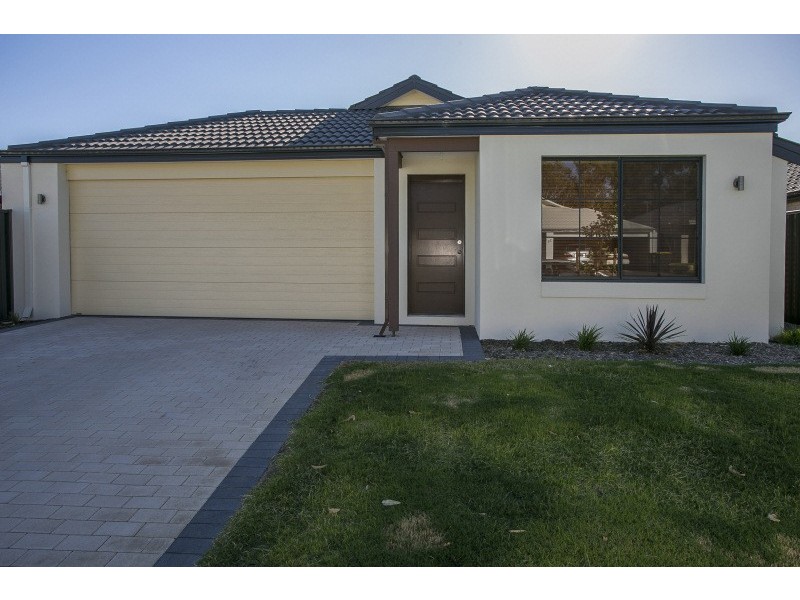 36 Tramontane App, Caversham WA 6055