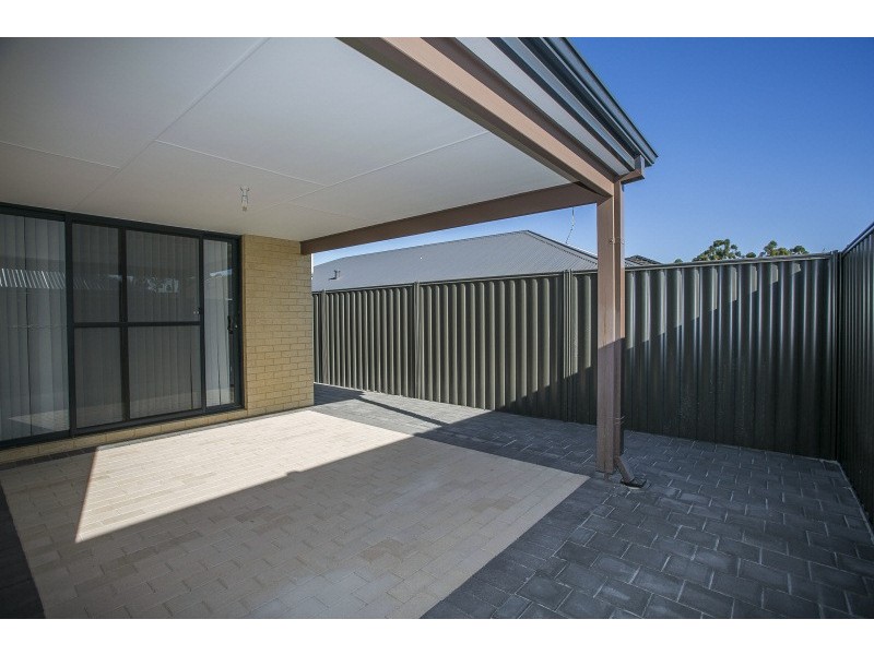 36 Tramontane App, Caversham WA 6055